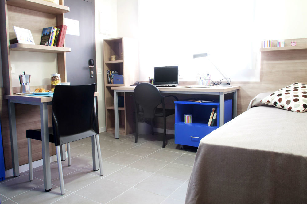 Colegio Mayor Resa La Concepcion Valencia Kültér fotó